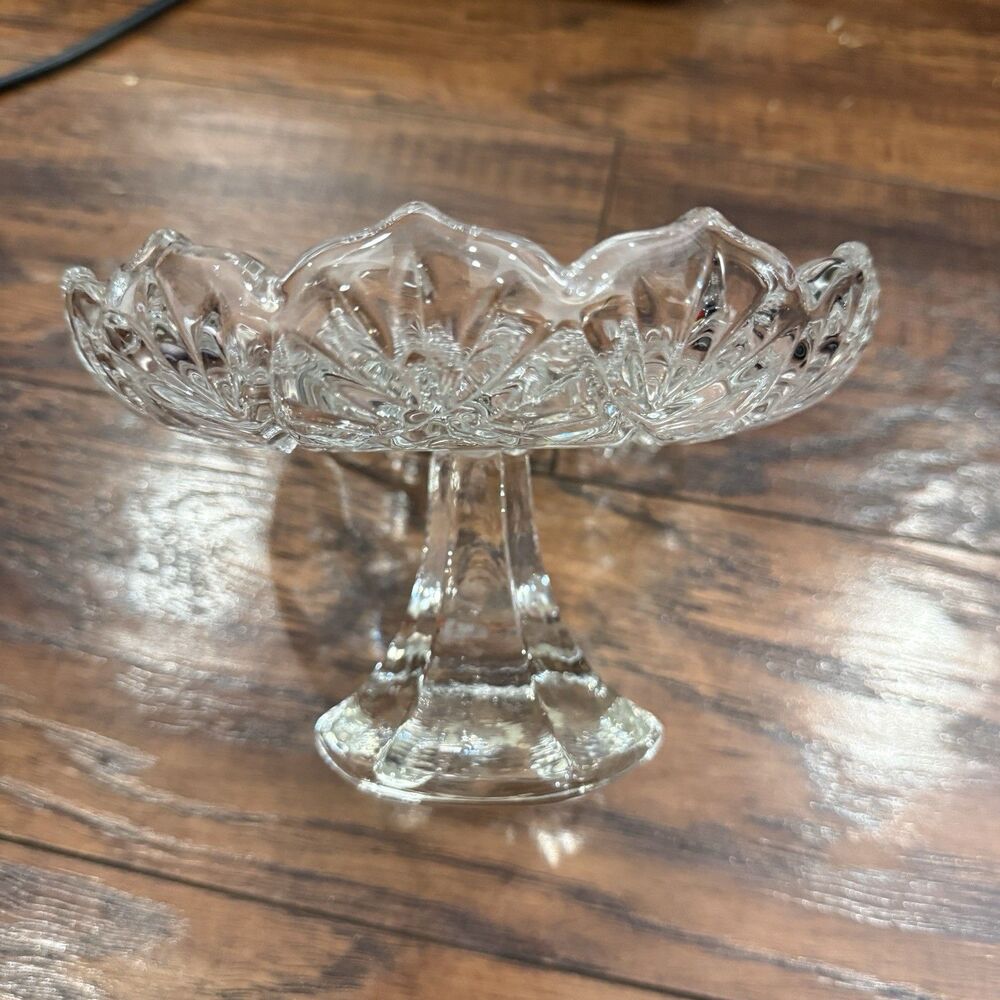 Mikasa Roxborough Clear Glass Footed Bon Bon Pedestal Stand Round SA 809/527 D4